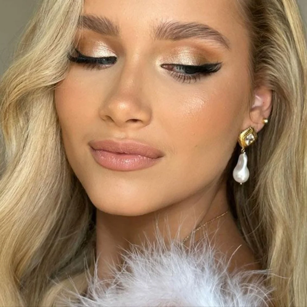 Natasha Denona Chroma Crysta Moonstone LIQUID Eyeshadow (Pink Champagne)